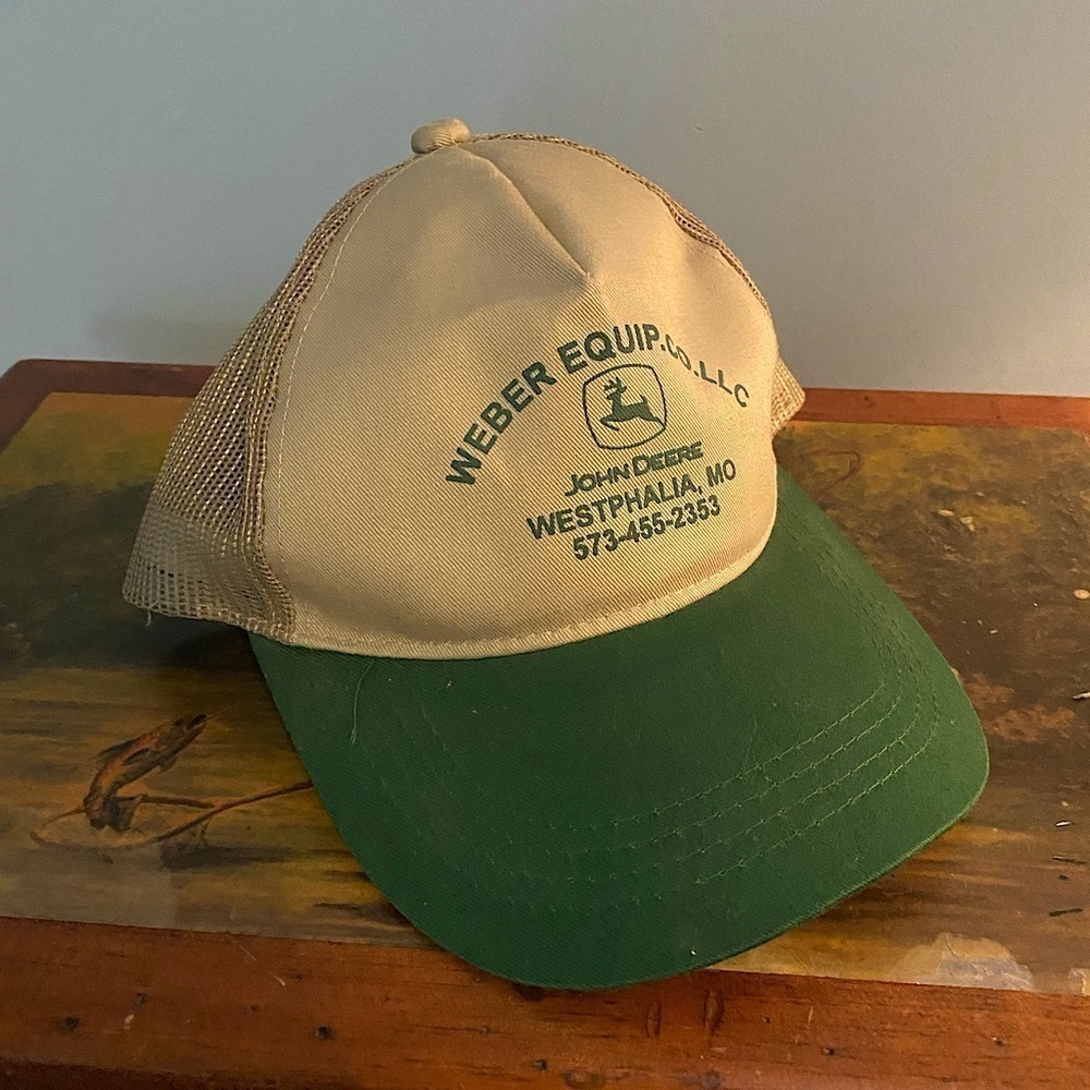 Country John Deer Weber Equip Co Hat ♠️